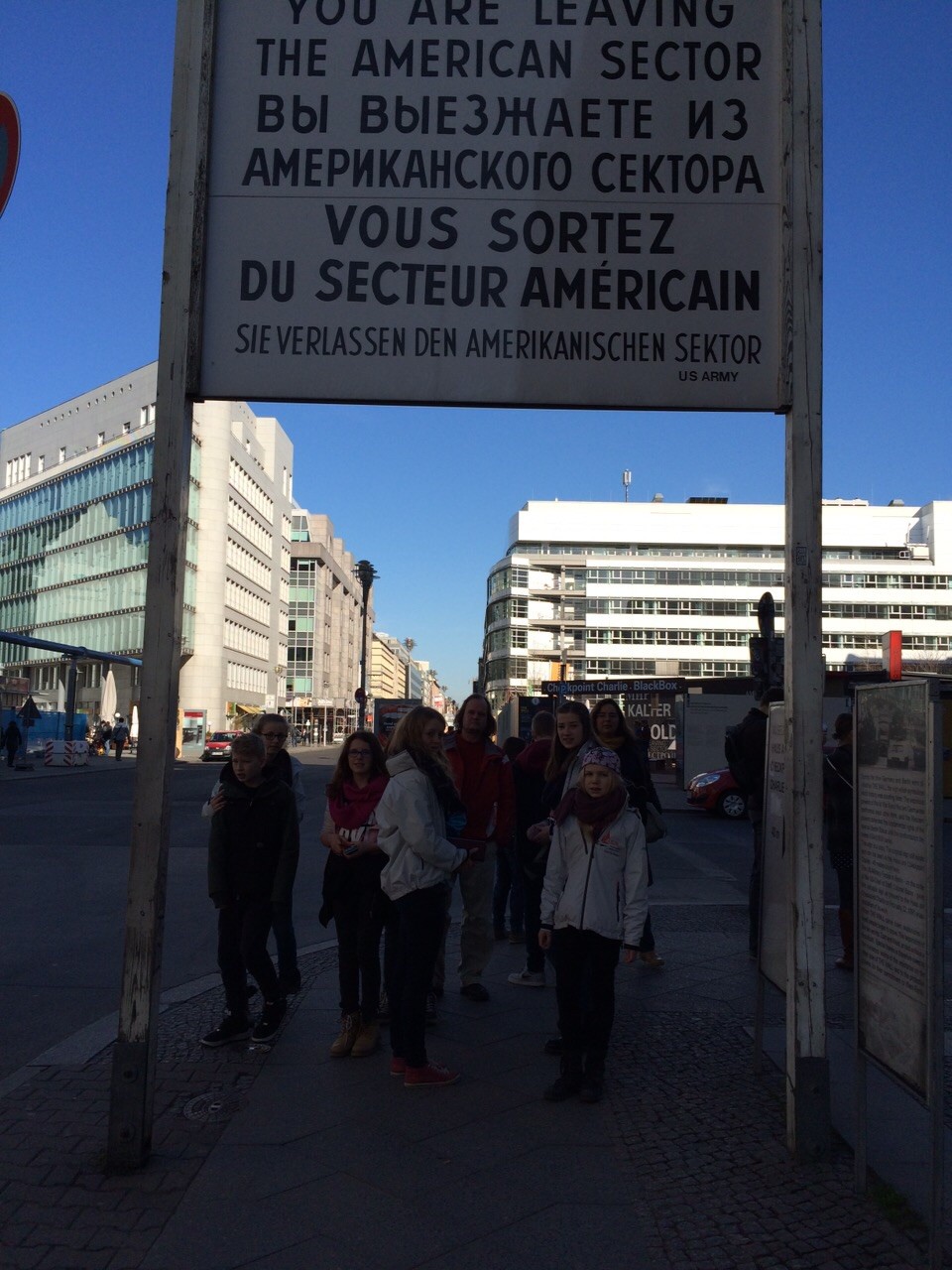 13_Checkpoint_Charlie
